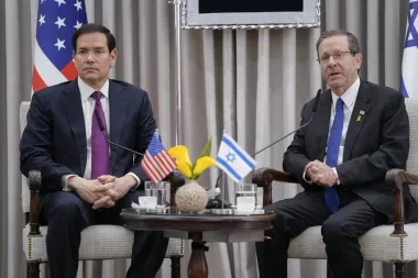 El regreso de Siria al escenario mundial: ¿fin del aislamiento o una nueva era de tensiones?