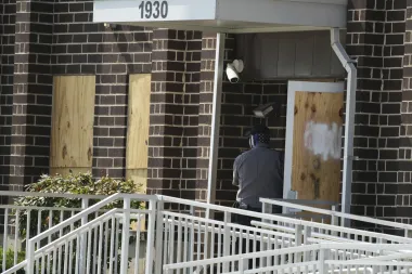 Redadas, resistencia y represión: La nueva realidad migratoria en Chicago