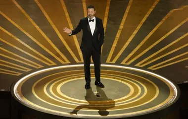 Jimmy Kimmel: El Rey de la Comedia Tarde-Noche Frente a su Mayor Controversia