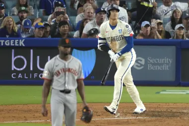 Shohei Ohtani vuelve a brillar con su jonrón número 53 y lidera la remontada de los Dodgers