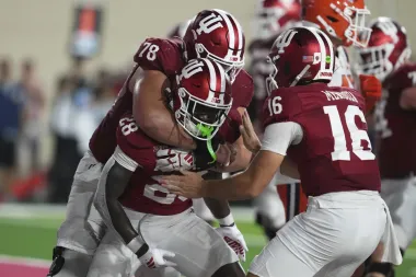 Miles Mykkanen: De Juilliard a Héroe de Ópera, el Ascenso de una Voz Americana