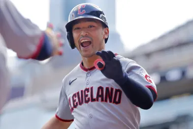 ¡Locura en Ohio! La batalla final por los playoffs de MLB se enciende con los Reds y los Guardians