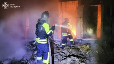 Zelenskyy entre diplomacia y drones: Ucrania persiste mientras la guerra se intensifica