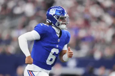 Reestructuraciones en la NFL: Nuevas caras y decisiones estratégicas en medio del caos