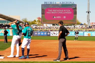 Los robots llegan al diamante: ¿Es el fin del umpire tradicional en la MLB?