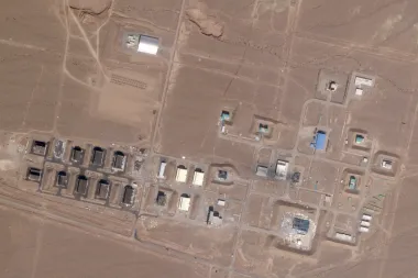 La Resiliencia Estratégica de Irán: Cómo Teherán Reconstruye su Programa de Misiles ante un Conflicto Inminente