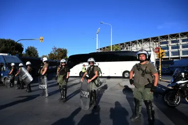 La Europa League bajo tensión: violencia, política y emociones desbordadas