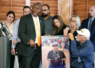 Montaña rusa de tragedia: la muerte de Kevin Zavala reabre el debate sobre la seguridad en parques temáticos