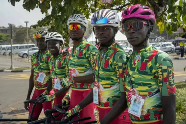 África pedalea con fuerza: el Mundial de Ciclismo en Kigali impulsa un sueño continental
