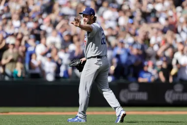 Clayton Kershaw se despide de la temporada regular con maestría: ¿el último capítulo de una leyenda?