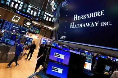 ¿El adiós de Buffett? Berkshire Hathaway compra OxyChem por 9.7 mil millones y marca el inicio de una nueva era