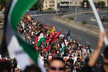Italia se levanta por Gaza: huelga general, protestas y una creciente división política