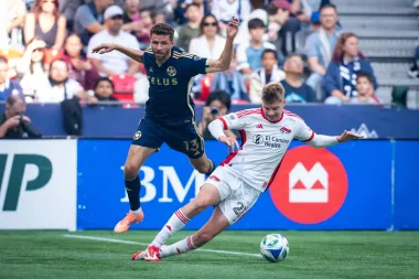 Berhalter, Müller y Elloumi lideran una paliza de los Whitecaps para mantenerse en la cima del Oeste