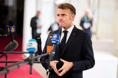 La crisis política que sacude a Francia: ¿Está Macron perdiendo el control del país?