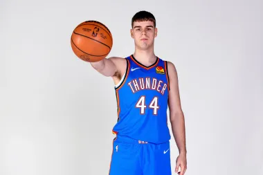 Nikola Topić y el desafío de brillar en la NBA: ¿mala suerte o retraso estratégico?