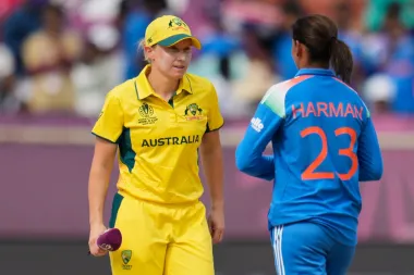 Australia e India chocan en un duelo crucial del Mundial femenino de críquet 2025