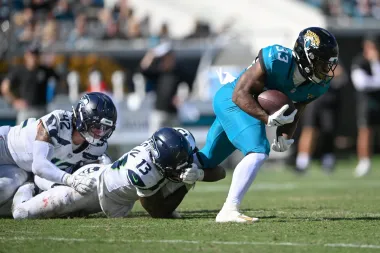 Dominio defensivo y dudas ofensivas: ¿Dónde están realmente los Seahawks y Cardinals en la NFL 2025?