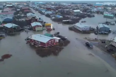 Desastre en Alaska: cómo el tifón Halong dejó comunidades nativas al borde del colapso