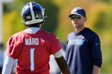 Cam Ward y los Titans: Una reconstrucción cuesta arriba en Tennessee