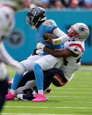 NFL Semana 7: Caos en Tennessee, brote de esperanza en Nueva Orleans y humillación en Las Vegas