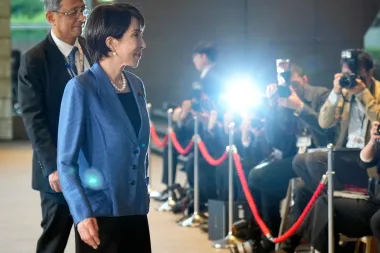 ¿Quién es Sanae Takaichi? La primera mujer en liderar Japón y su controversial ascenso al poder