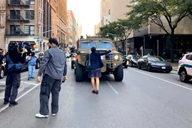 El operativo en Canal Street: inmigración, comercio informal y la reacción popular
