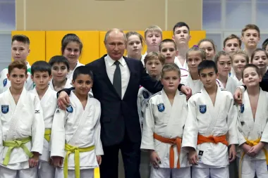 Putin, natalidad y nostalgia soviética: el experimento demográfico de Rusia en crisis