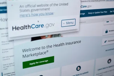 El Obamacare sigue en la cuerda floja: ¿Por qué los republicanos aún no ofrecen una alternativa real?