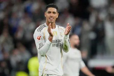 Bellingham resucita al Real Madrid en el Clásico mientras De Bruyne se despide del 2025 y Juventus entra en crisis