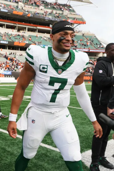 Justin Fields y los Jets: ¿Renacimiento o espejismo tras la épica remontada ante los Bengals?