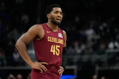 Donovan Mitchell y Tyrese Maxey encienden la NBA: estrellas emergentes y dominio en la cancha