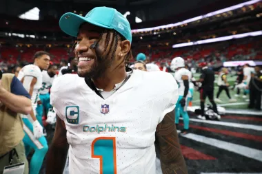 Lamar Jackson regresa con los Ravens y revive una rivalidad caliente contra los Dolphins de Tua