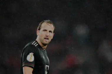 Bundesliga vs Serie A: Dos Gigantes de Europa en Paradojas Muy Distintas