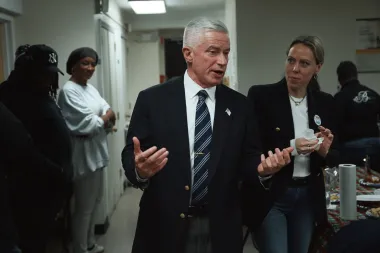 La Crisis Humanitaria Silenciosa: El Abuso Médico en Centros de Detención Migratoria en EE.UU.