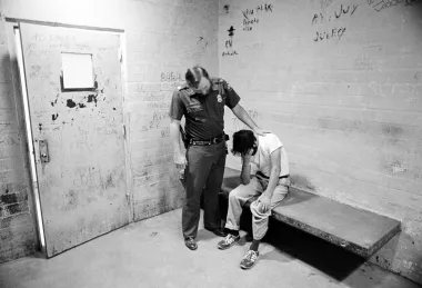 Isla de la Guardia Costera: De Proyecto Jobs a las Redadas de Trump — Una Historia de Deportaciones Masivas