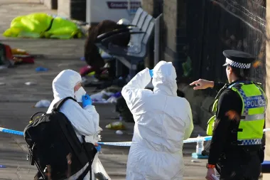 Ataque con cuchillo en tren británico: ¿Cómo responder ante estas nuevas amenazas de violencia?