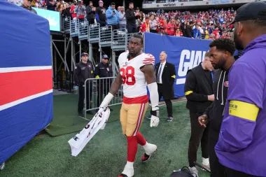 San Francisco 49ers: Mac Jones mantiene viva la esperanza mientras las lesiones acechan