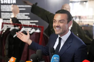 ¿Moda rápida o amenaza digital? Shein bajo la lupa de la Unión Europea