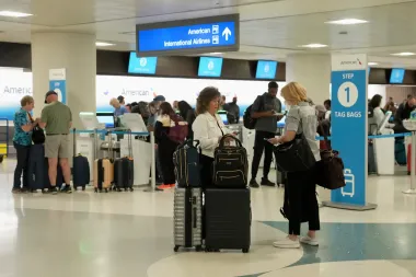 Crisis aérea en EE.UU.: ¿Puede el cierre del gobierno paralizar el cielo estadounidense?