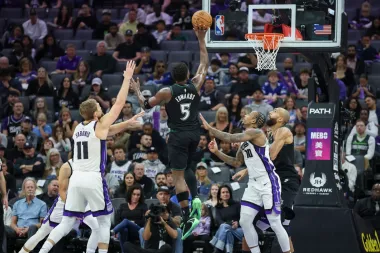 Anthony Edwards y los Timberwolves despiertan con un festival ofensivo ante los Kings