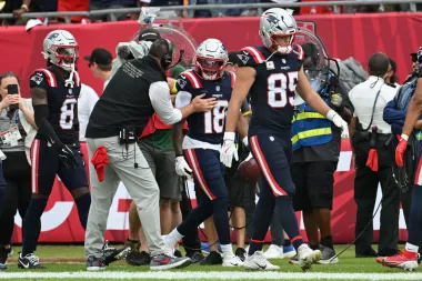 Renovación y Juventud: Patriotas y Eagles redibujan su futuro en plena temporada NFL