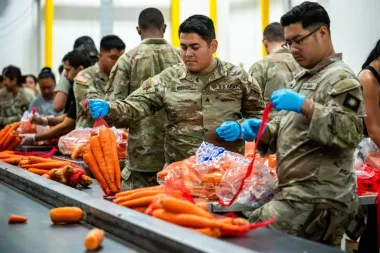 El otro frente de batalla: cómo el cierre del gobierno afecta a la Guardia Nacional y la moral militar