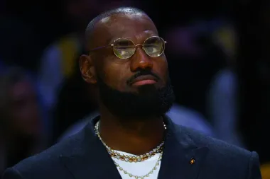 ¿Puede LeBron James seguir haciendo historia a los 40 años?