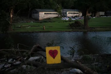 Tragedia en Texas: el caso Camp Mystic y la negligencia que costó vidas
