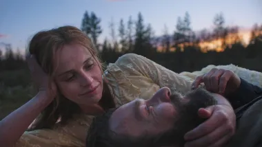“Train Dreams”: La elegía fílmica que revive un Estados Unidos en extinción