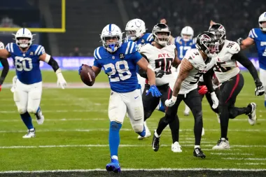 Los Colts de Indianápolis sorprenden a la NFL: ¿el tándem Taylor-Jones rumbo al MVP?