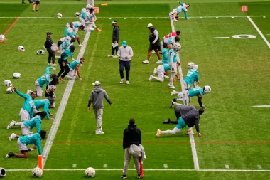 NFL en Madrid: Una nueva era comienza en el Bernabéu con los Dolphins y un rookie que enciende a los Patriots