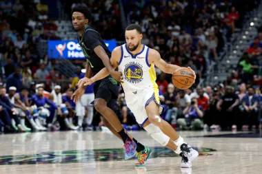 Moses Moody brilla, Draymond explota y los Warriors arrollan a los Pelicans