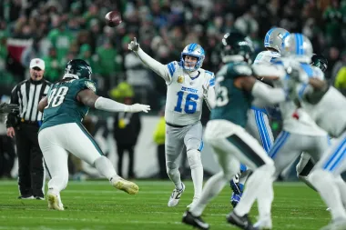 Colapso en cuarta: Los Lions se traban frente a la muralla defensiva de los Eagles