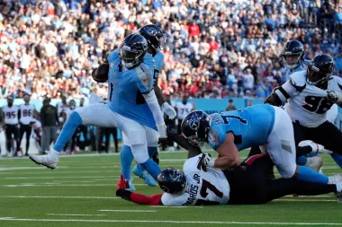 Titans de Tennessee: Una franquicia en crisis que no puede encontrar el rumbo